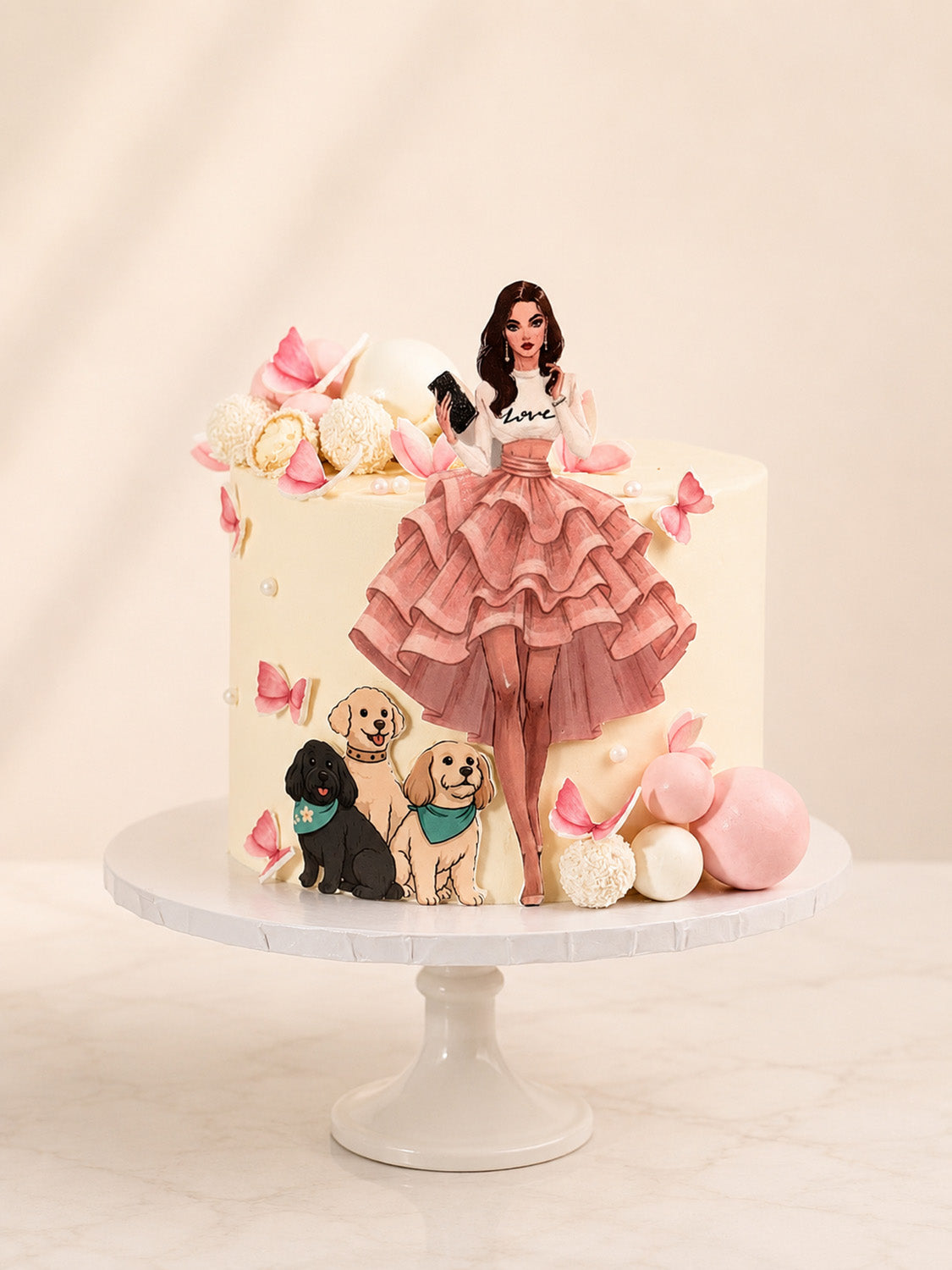 Costume Birthday Cake Design
