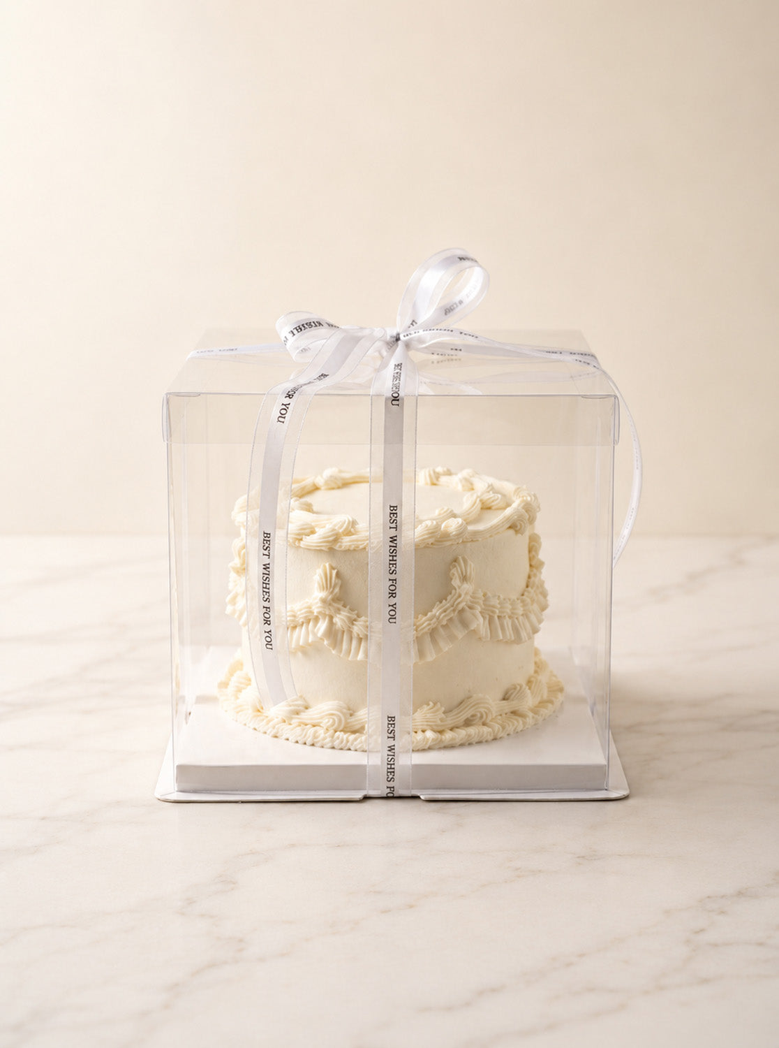 Icing Anniversary Cake